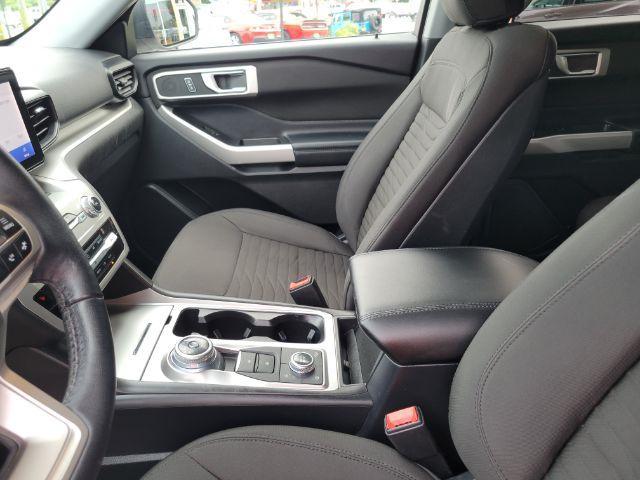 Photo of 2020 Star White Metallic Tri-Coat Ford Explorer