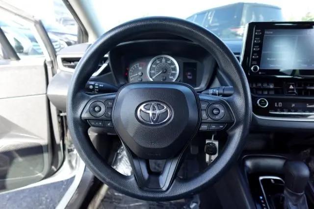 Photo of 2021 Classic Silver Metallic Toyota Corolla