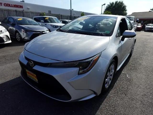 Photo of 2021 Classic Silver Metallic Toyota Corolla