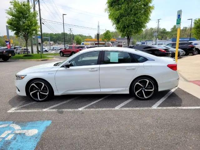 Photo of 2022 Platinum White Pearl Honda Accord Hybrid
