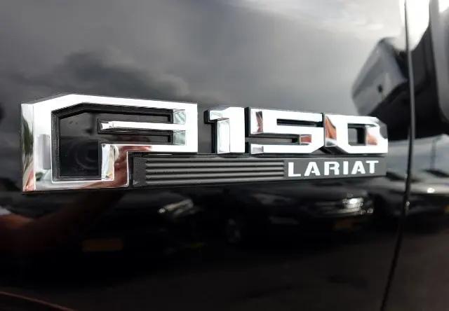 Photo of 2018 Shadow Black Ford F-150