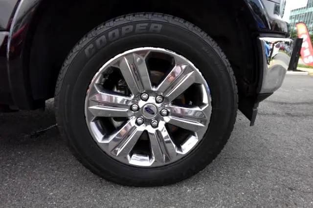 Photo of 2018 Shadow Black Ford F-150