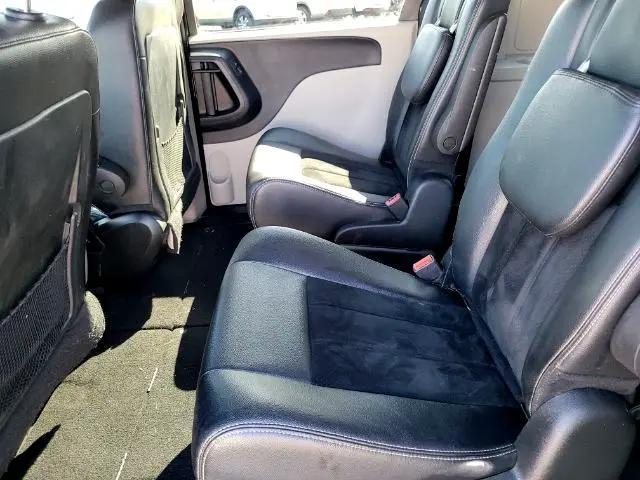 Photo of 2018 Black Onyx Crystal Pearlcoat Dodge Grand Caravan