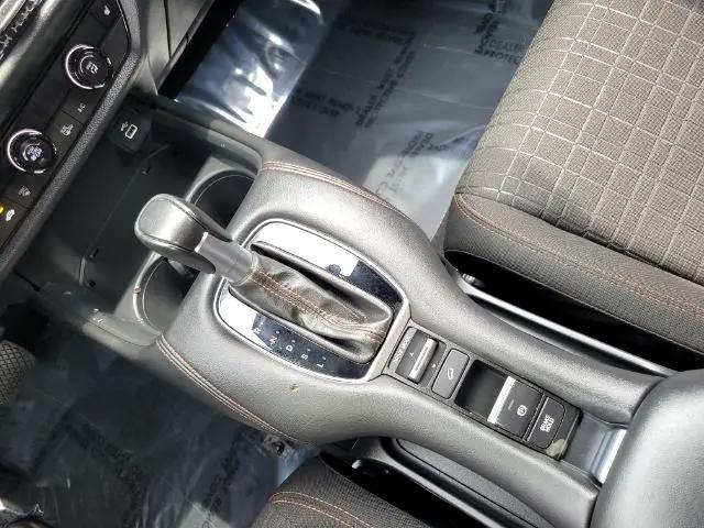 Photo of 2024 Platinum White Pearl Honda HR-V