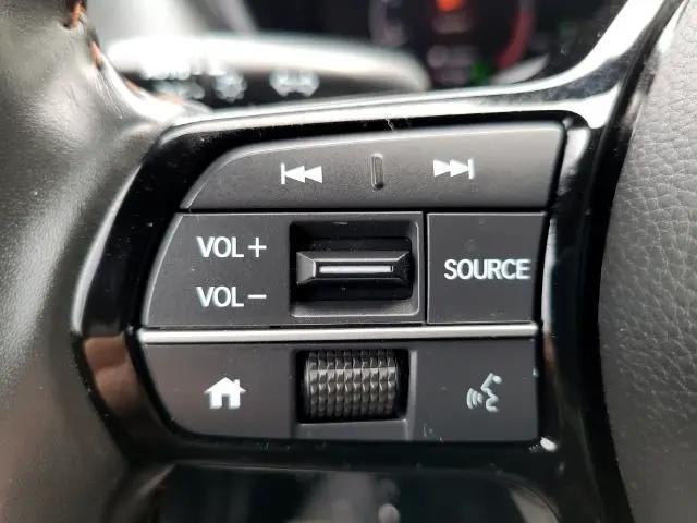 Photo of 2024 Platinum White Pearl Honda HR-V