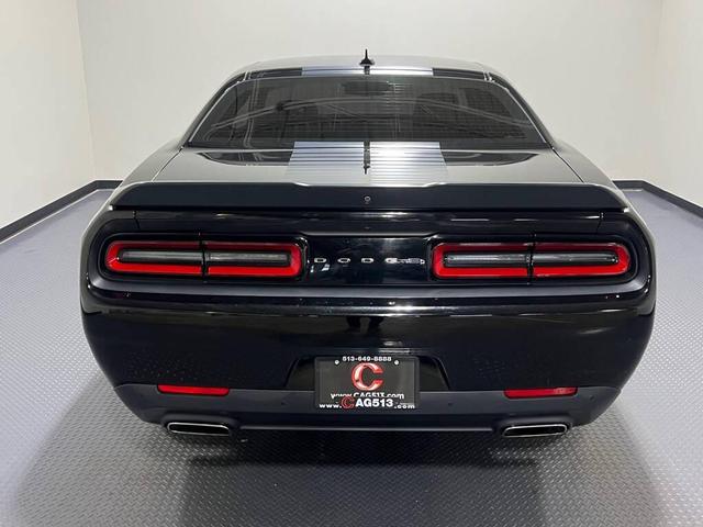 Photo of 2016 Black Dodge Challenger