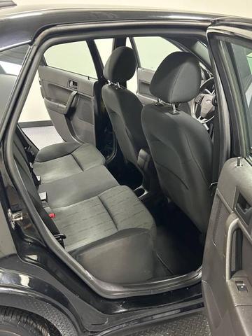 Photo of 2009 Black Ford Focus
