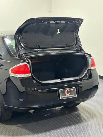 Photo of 2009 Black Ford Focus