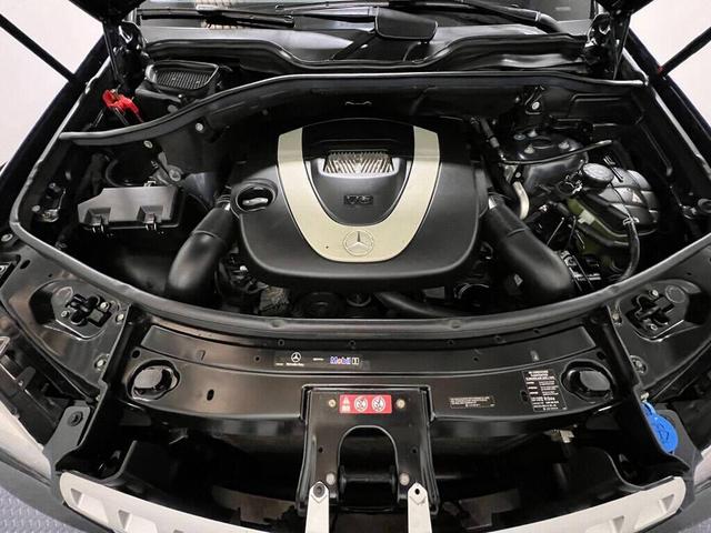 Photo of 2011 Gray Mercedes-Benz M-Class