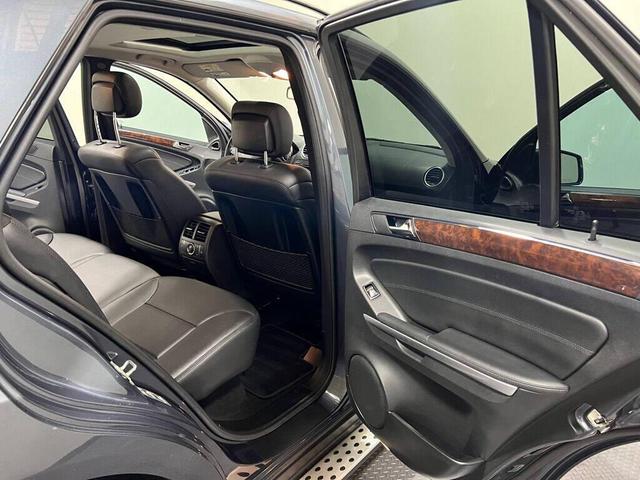 Photo of 2011 Gray Mercedes-Benz M-Class