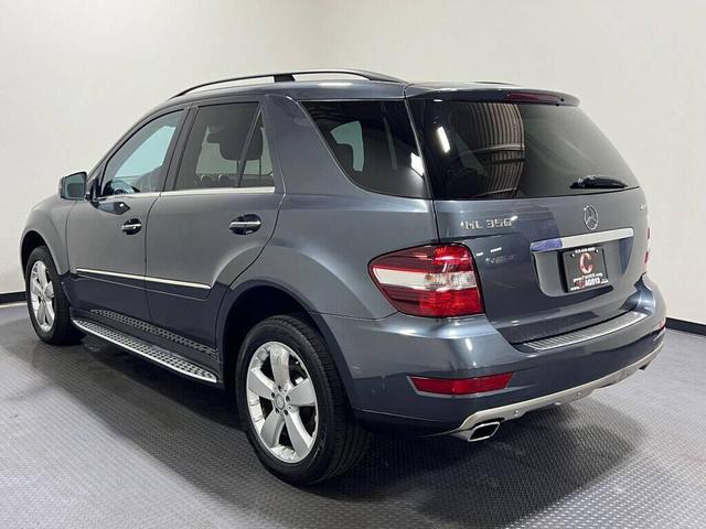 Photo of 2011 Gray Mercedes-Benz M-Class