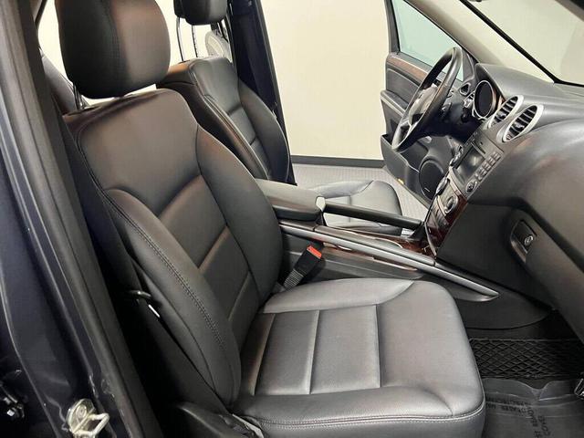 Photo of 2011 Gray Mercedes-Benz M-Class