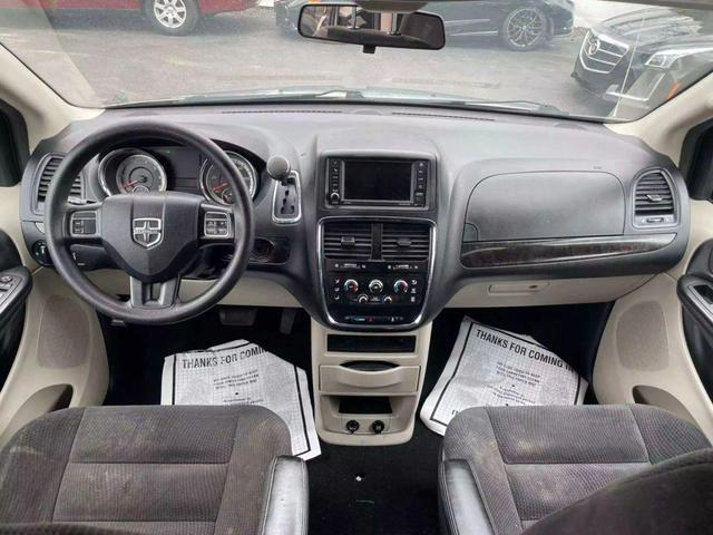 Photo of 2017 Billet Clearcoat Dodge Grand Caravan