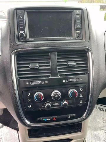 Photo of 2017 Billet Clearcoat Dodge Grand Caravan