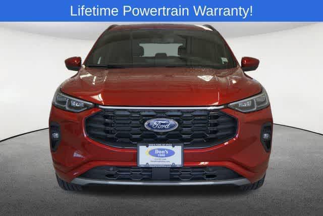 Photo of 2025 RAPID RED MET TINTED CC Ford Escape