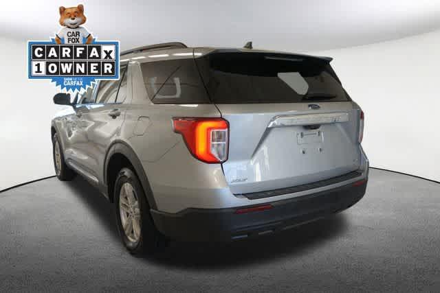 Photo of 2022 ICONIC SILVER METALLIC Ford Explorer