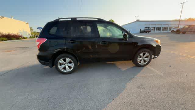 Photo of 2014 Crystal Black Silica Subaru Forester