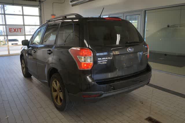 Photo of 2014 Crystal Black Silica Subaru Forester