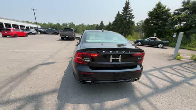 Photo of 2022 Black Stone Volvo S60