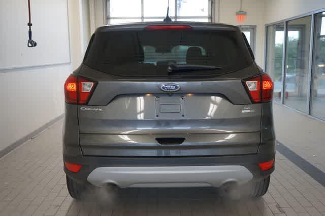Photo of 2019 MAGNETIC METALLIC Ford Escape