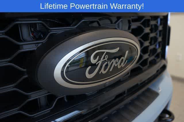Photo of 2025 Glacier Gray Metallic Tri-Coat Ford F-350