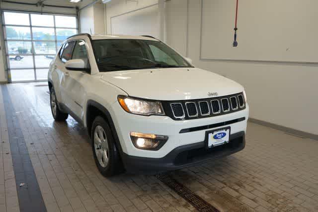Photo of 2021 White Clearcoat Jeep Compass