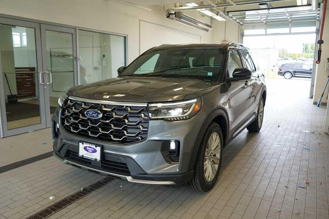 Photo of 2025 Carbonized Gray Metallic Ford Explorer