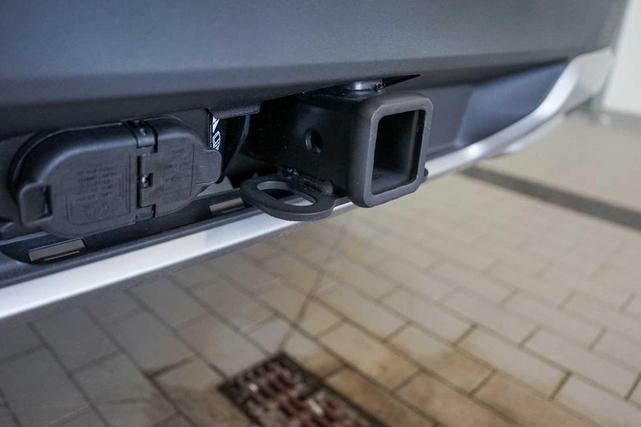 Photo of 2025 Carbonized Gray Metallic Ford Explorer