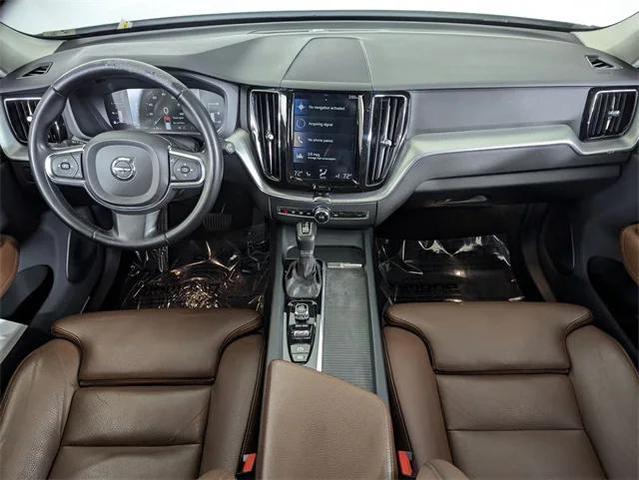 Photo of 2019 White Volvo XC60