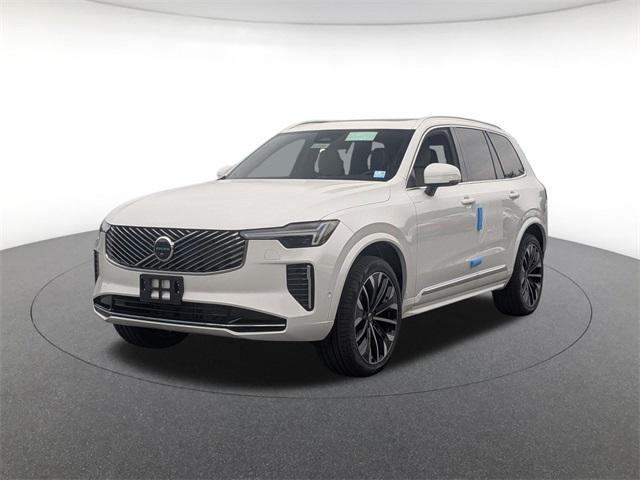Photo of 2026 Crystal White Pearl Volvo XC90