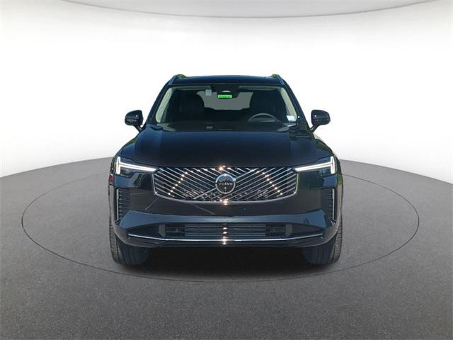 Photo of 2025 Onyx Black Metallic Volvo XC90 Plug-In Hybrid