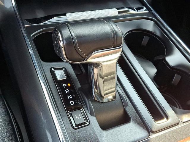 Photo of 2022 Space White Metallic Ford F-150