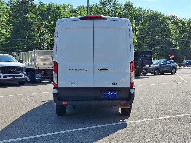 Photo of 2023 Oxford White - YZ Ford Transit-250
