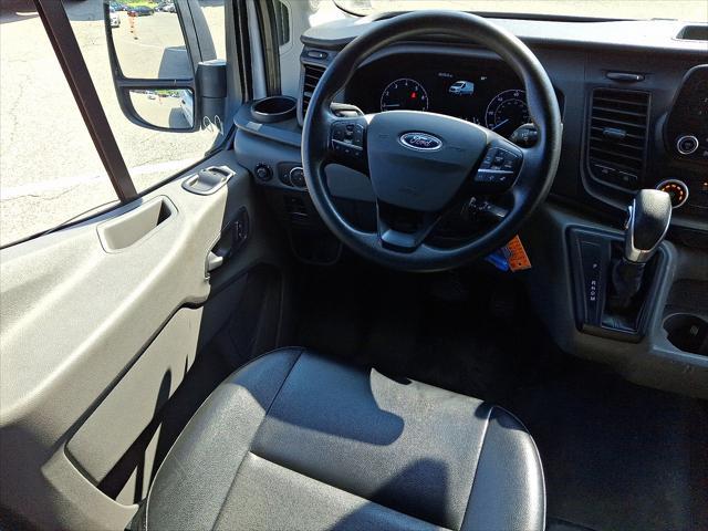 Photo of 2023 Oxford White - YZ Ford Transit-250