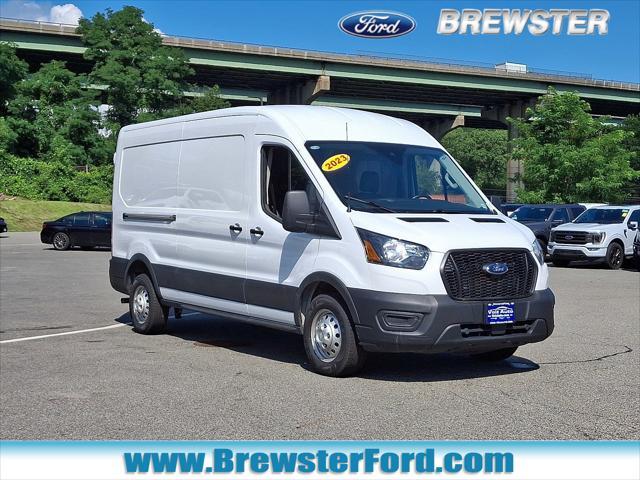 Photo of 2023 Oxford White - YZ Ford Transit-250