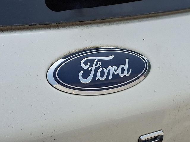 Photo of 2020 Star White Metallic Tri-Coat - AZ Ford Escape