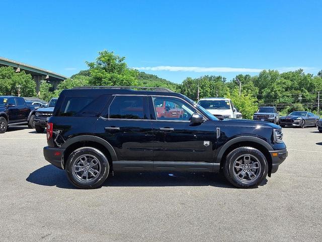Photo of 2022 Shadow Black Ford Bronco Sport