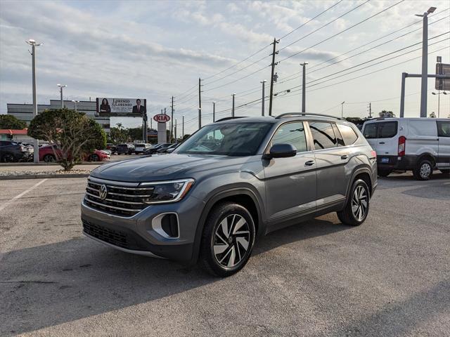 Photo of 2025 Platinum Gray Metallic Volkswagen Atlas