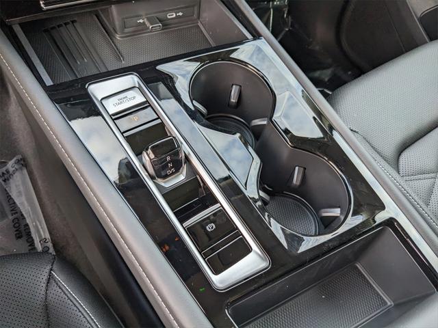 Photo of 2025 Platinum Gray Metallic Volkswagen Atlas