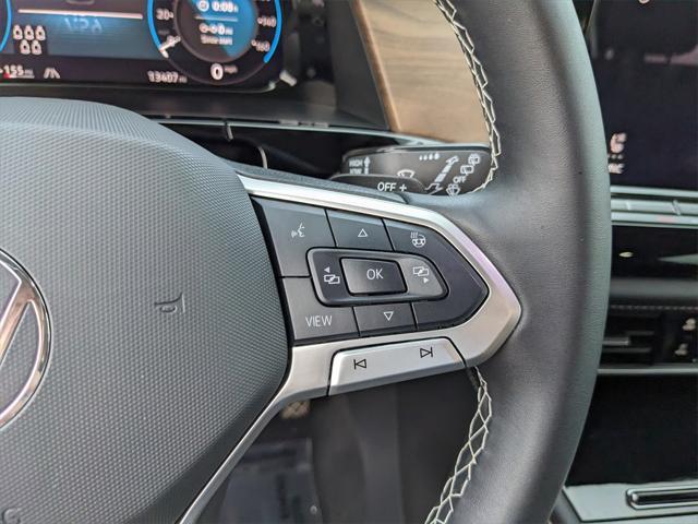 Photo of 2024 Platinum Gray Metallic Volkswagen Atlas