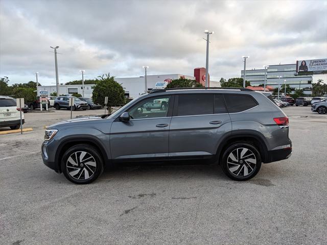 Photo of 2024 Platinum Gray Metallic Volkswagen Atlas