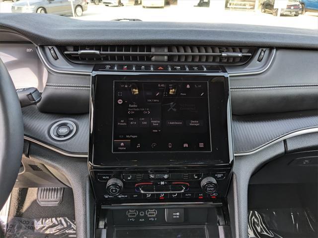 Photo of 2023 Velvet Red Pearlcoat Jeep Grand Cherokee L