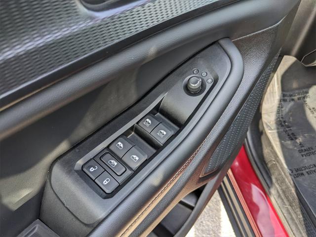 Photo of 2023 Velvet Red Pearlcoat Jeep Grand Cherokee L