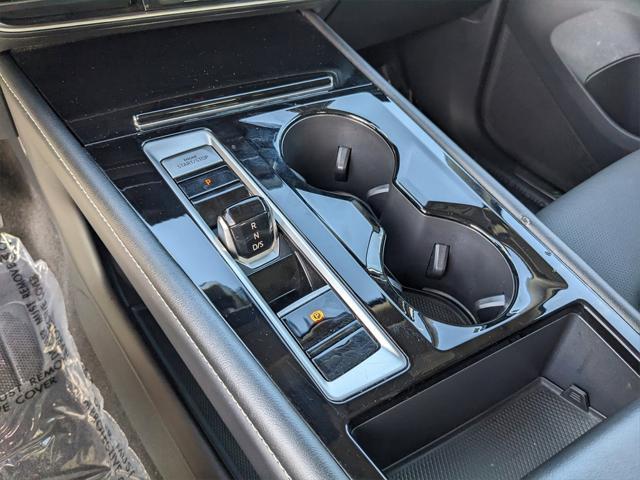 Photo of 2024 Deep Black Pearl Volkswagen Atlas