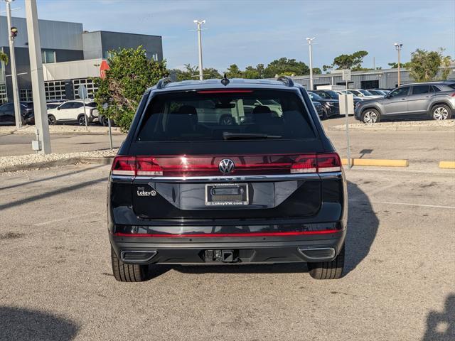 Photo of 2024 Deep Black Pearl Volkswagen Atlas