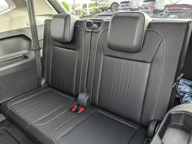 Photo of 2024 Platinum Gray Metallic Volkswagen Tiguan