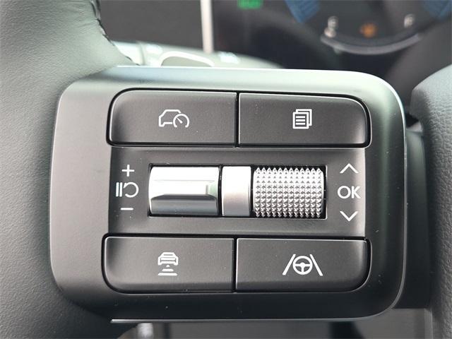 Photo of 2026 White Hyundai SANTA FE HEV