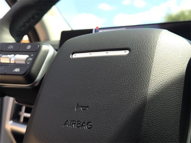 Photo of 2026 White Hyundai SANTA FE HEV