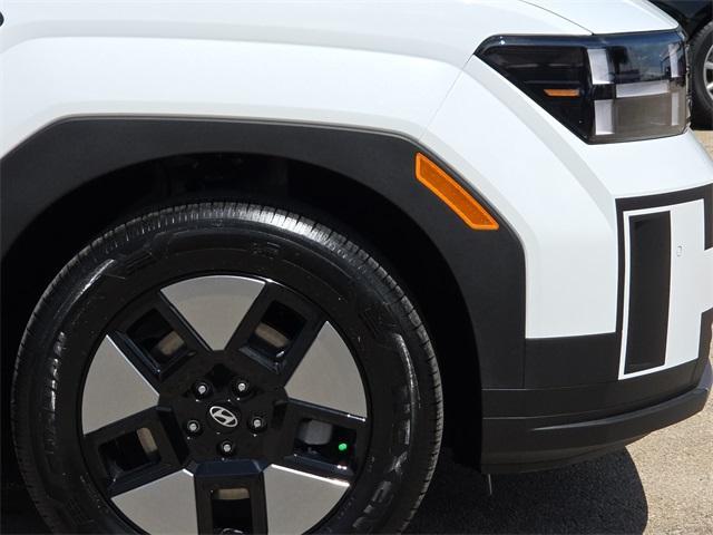 Photo of 2026 White Hyundai SANTA FE HEV