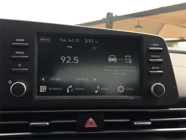 Photo of 2024 Gray Hyundai ELANTRA